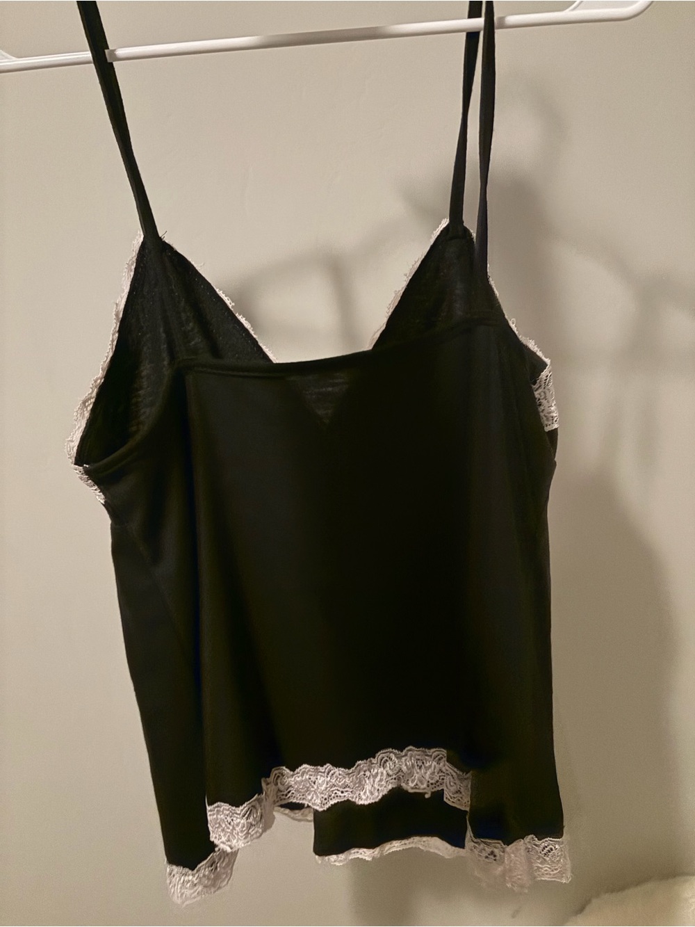 ROMWE Black Camisole with Cream Lace Trim - Picture 4 of 4